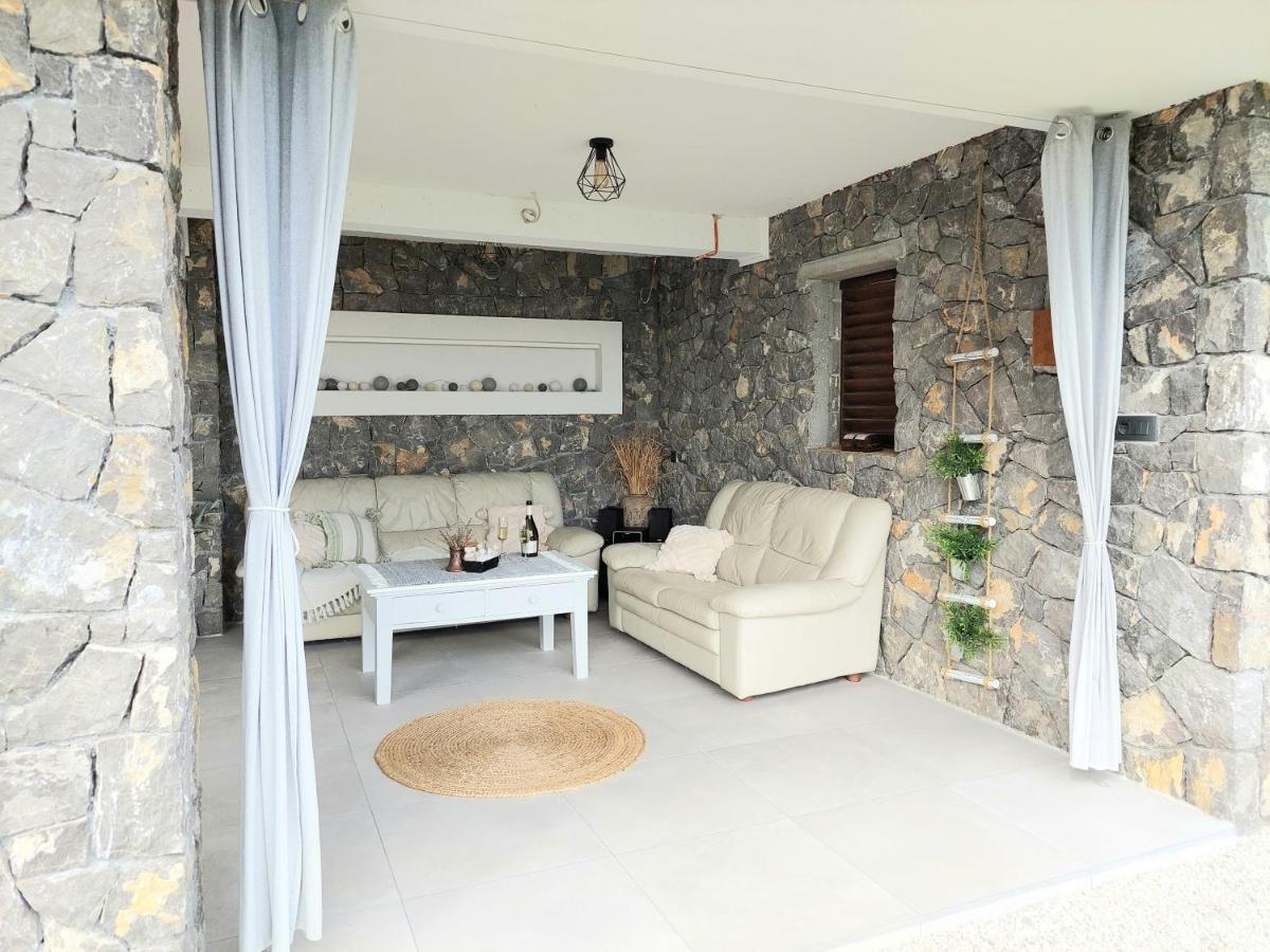 Vineyard Cottage Lan Na Hribu Semic Exteriér fotografie